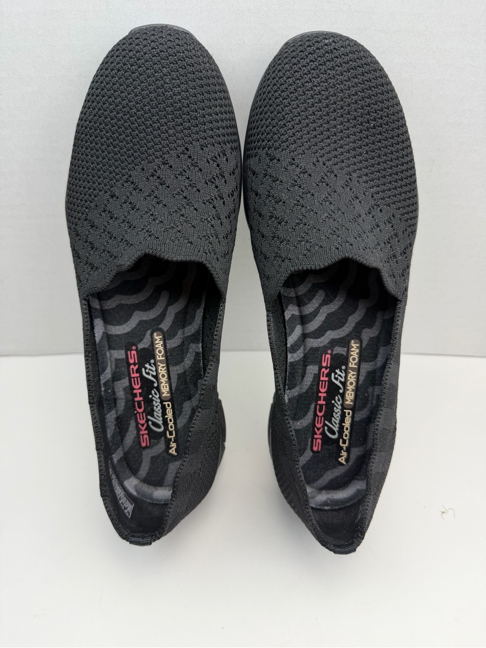 Skechers Women's Shoes Size 7 Black Slip On Air-Cooled Memory Foam 49481W - Picture 2 of 13